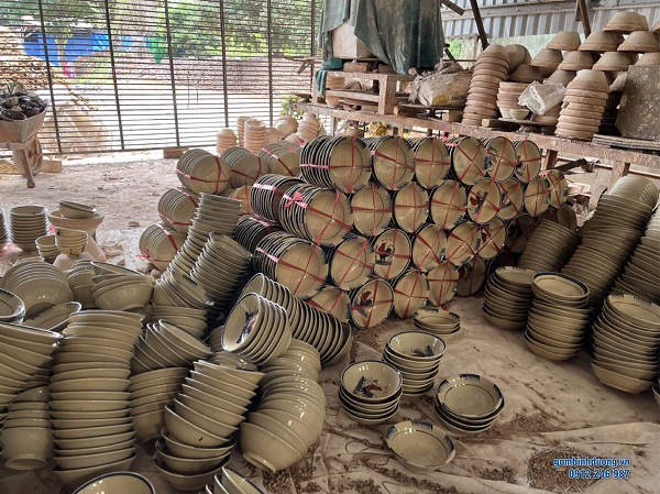 Gốm Bình Dương cung cấp bộ chén bát kiểu xưa Lái Thiêu