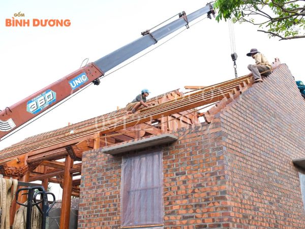 thi công gạch gốm xây tường