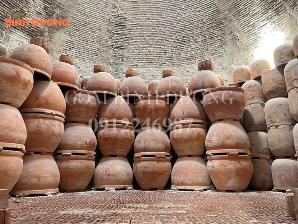 xuất khẩu gốm sứ