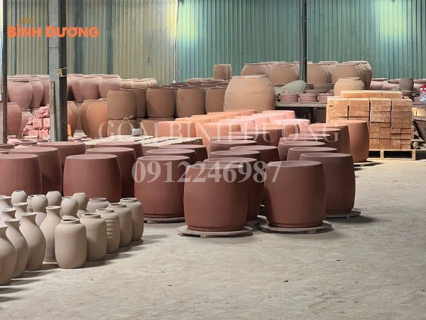 xưởng sản xuất bình gốm theo yêu cầu